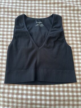 Garage Deep Ribbed V-Neck Crop Tank